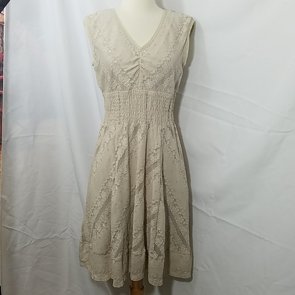 Rabbit Rabbit Rabbit Beige Lace Sleeveless Dress